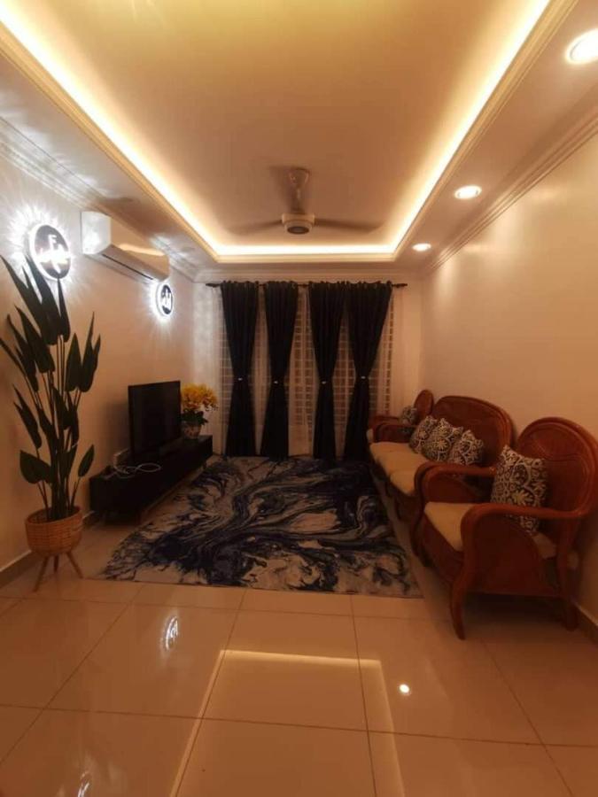 Homestay Kasturi Presint 17 Pangsapuri