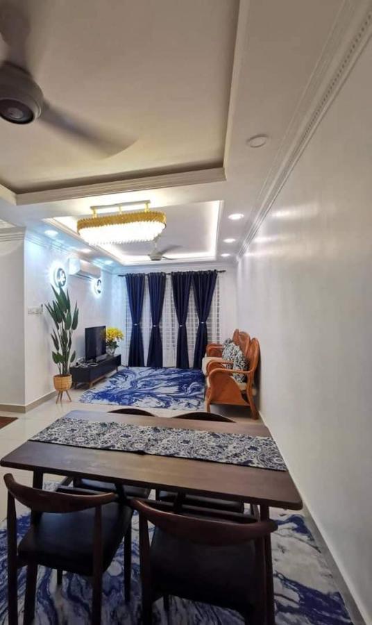 Homestay Kasturi Presint 17 Pangsapuri *